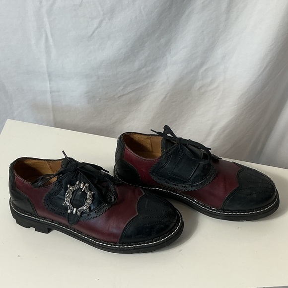 John Fluevog Black and Burgundy Oxfords - Picture 3 of 11